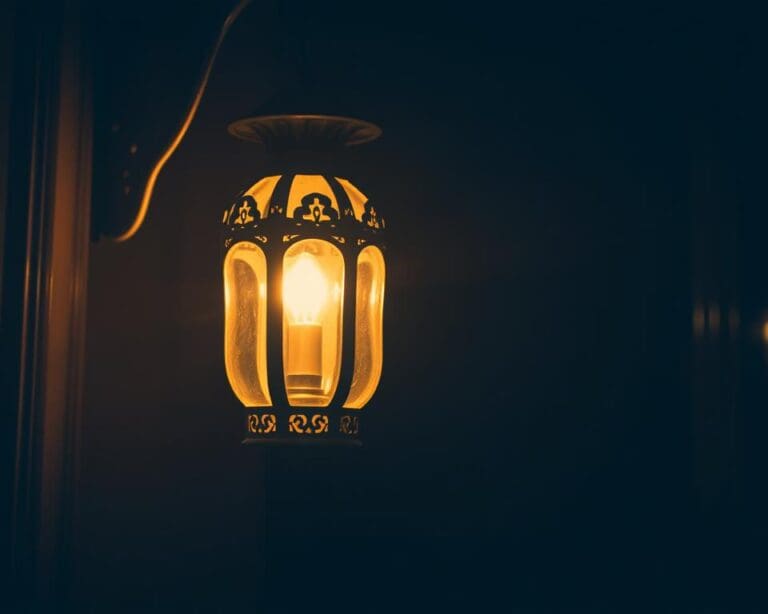 De magie van antieke verlichting ontdekken